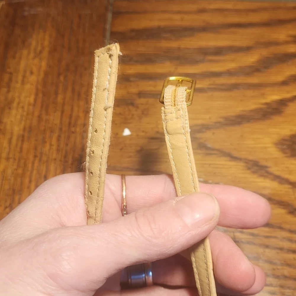 Sandels - Picture 3 of 6